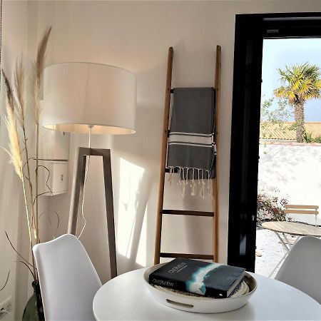 Maisonnette A Proximite Plage Et Port De St-Martin Saint-Martin-de-Re Luaran gambar