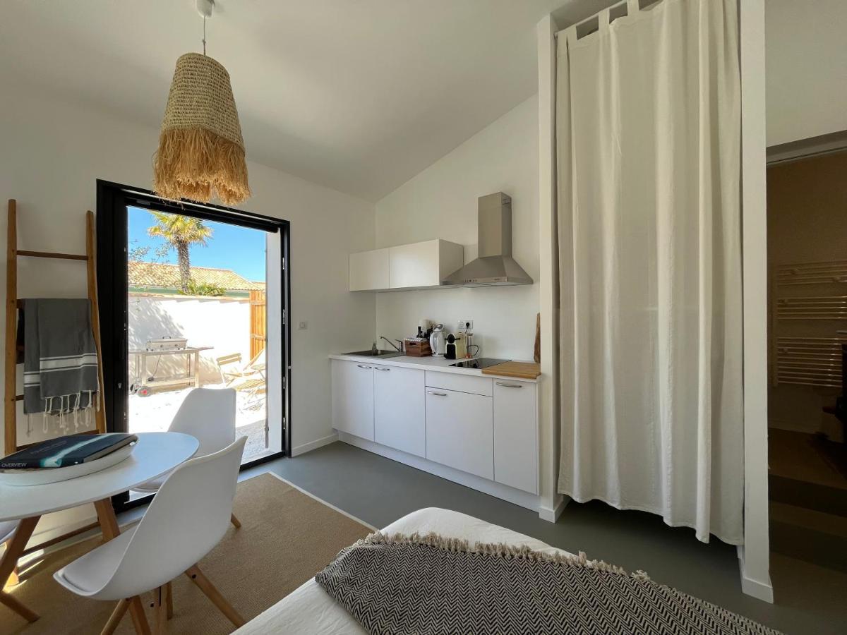 Maisonnette A Proximite Plage Et Port De St-Martin Saint-Martin-de-Re Luaran gambar